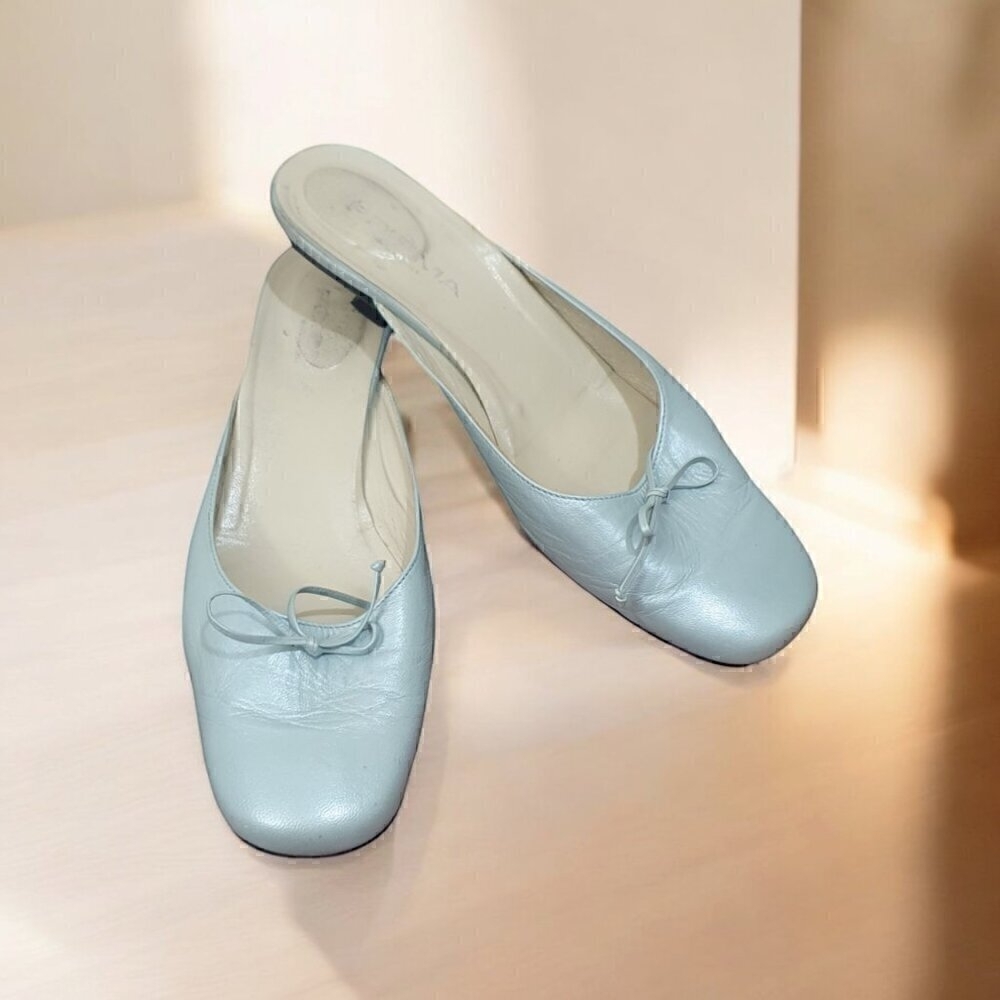Elegant Blue Women's Heels